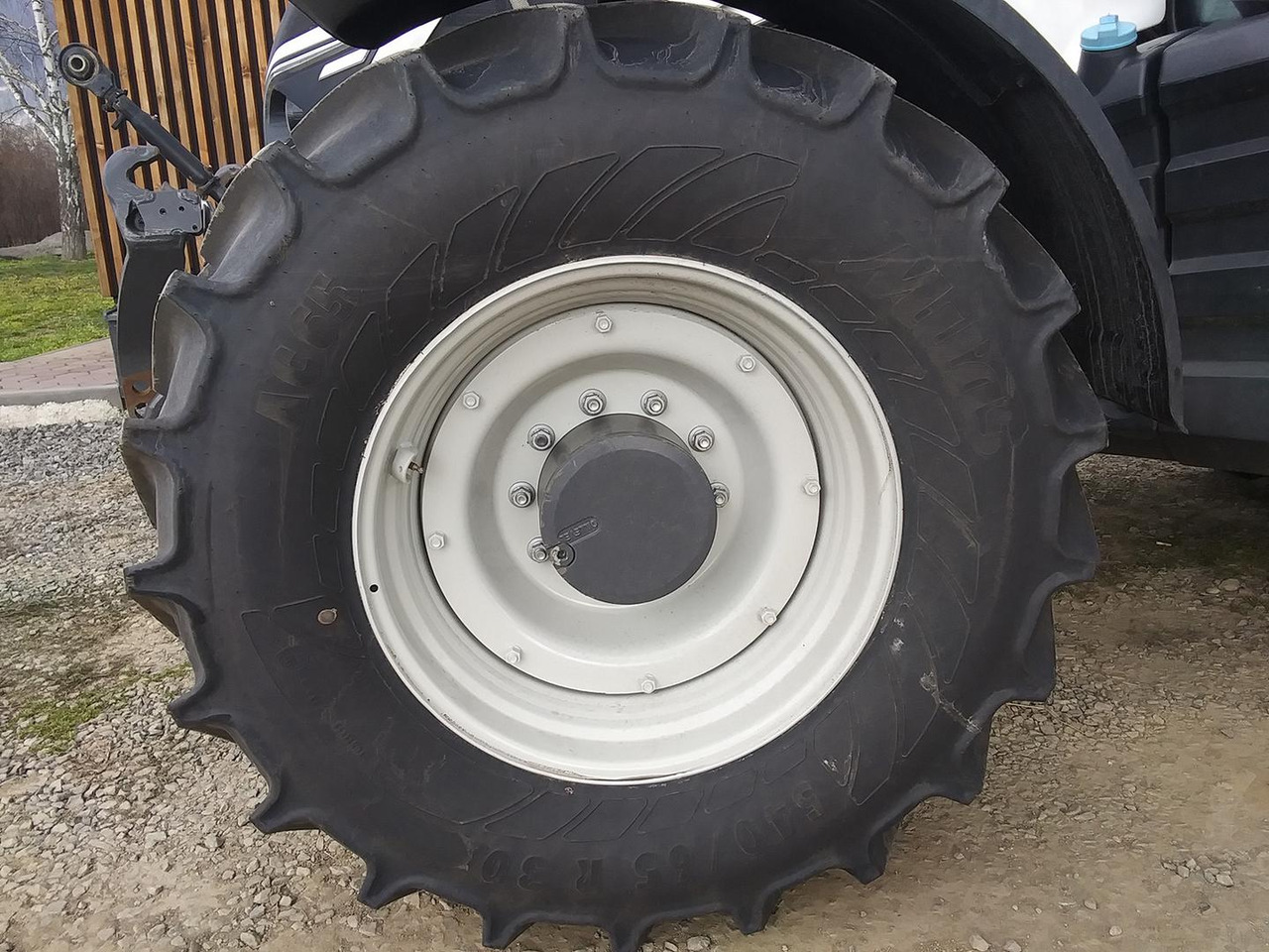 Arrendamiento de Valtra T, 254, Versu Valtra T, 254, Versu: foto 8 Arrendamiento de Valtra T, 254, Versu Valtra T, 254, Versu: foto 8