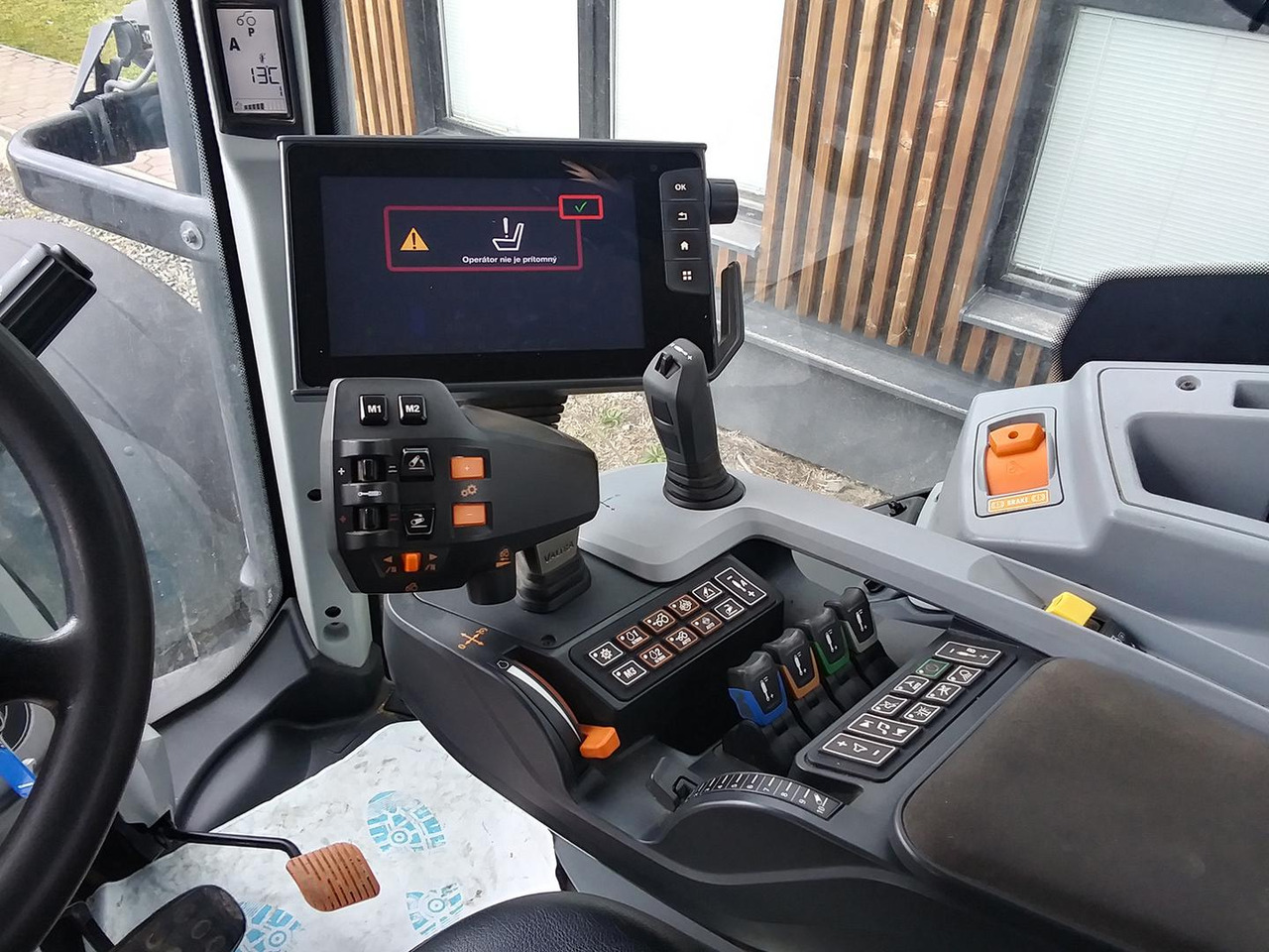 Arrendamiento de Valtra T, 254, Versu Valtra T, 254, Versu: foto 14 Arrendamiento de Valtra T, 254, Versu Valtra T, 254, Versu: foto 14