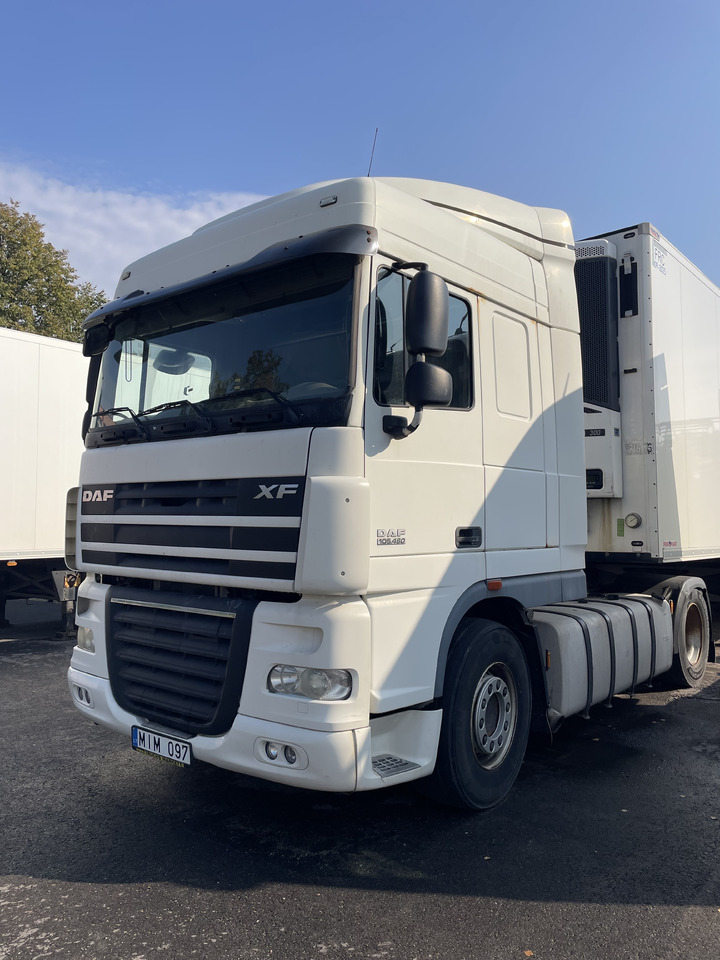 DAF XF105.460 - Cabeza tractora: foto 2 DAF XF105.460 - Cabeza tractora: foto 2