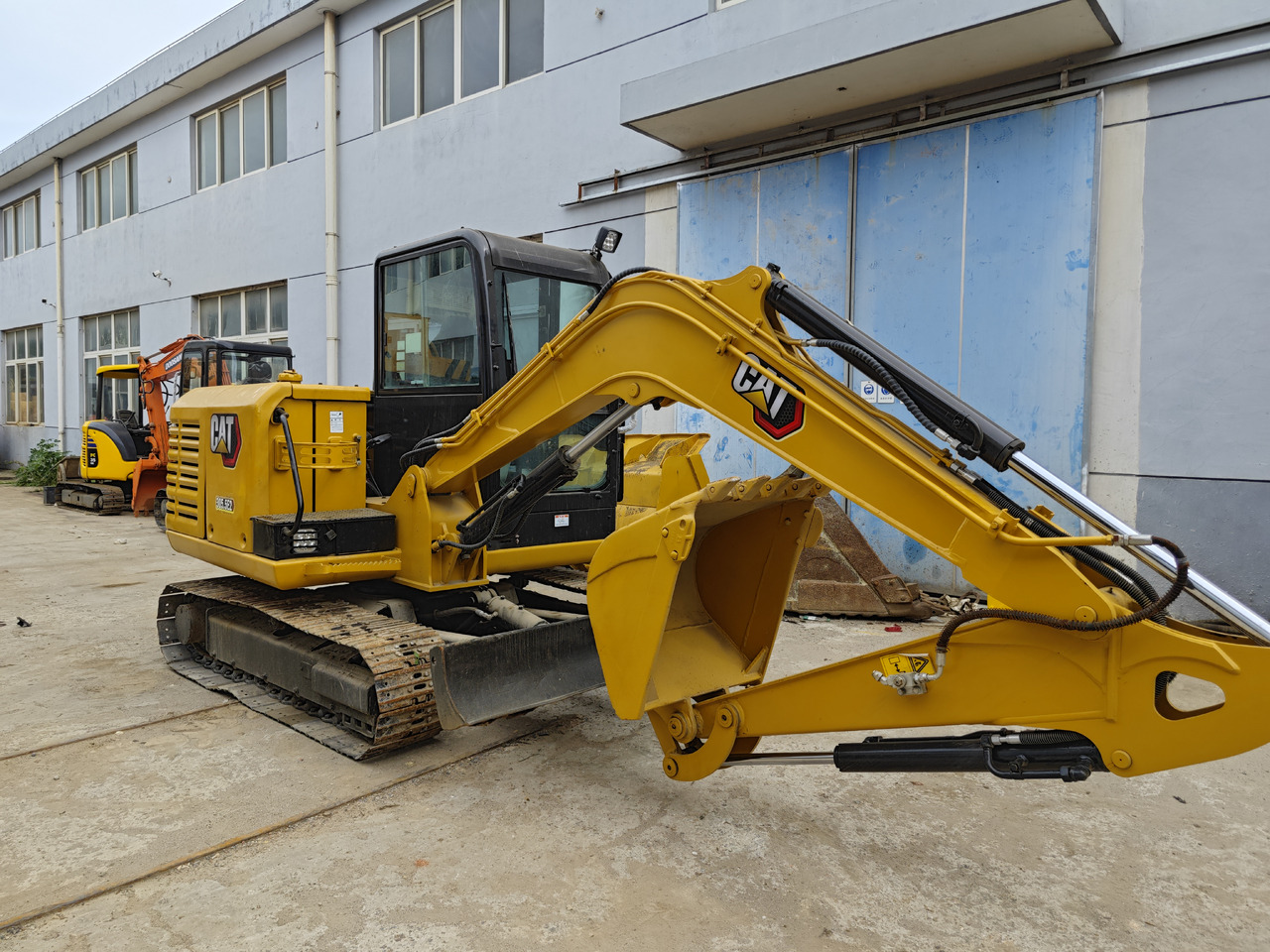 CATERPILLAR 305.5E - Miniexcavadora: foto 2 CATERPILLAR 305.5E - Miniexcavadora: foto 2