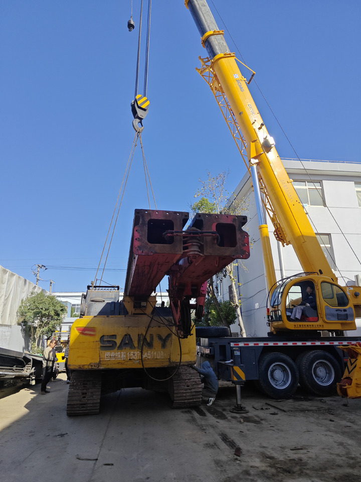 SANY SR205 Rotary Drill USED Crawler Drill rig - Perforadora: foto 1 SANY SR205 Rotary Drill USED Crawler Drill rig - Perforadora: foto 1