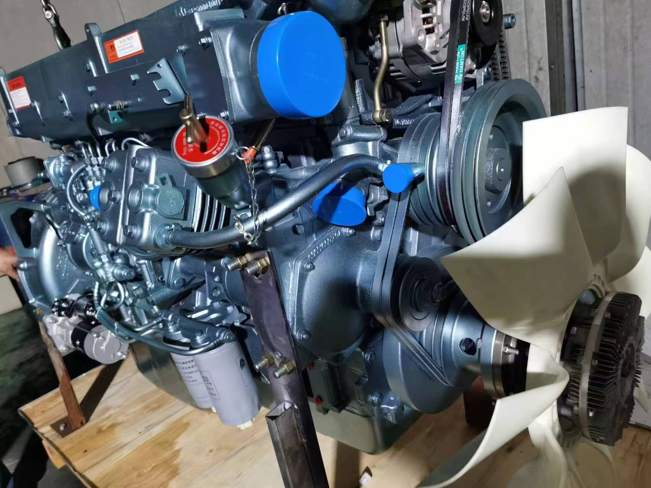 WEICHAI WD615 Euro II NEW ENGINE for crane - Motor para Maquinaria de construcción: foto 3 WEICHAI WD615 Euro II NEW ENGINE for crane - Motor para Maquinaria de construcción: foto 3