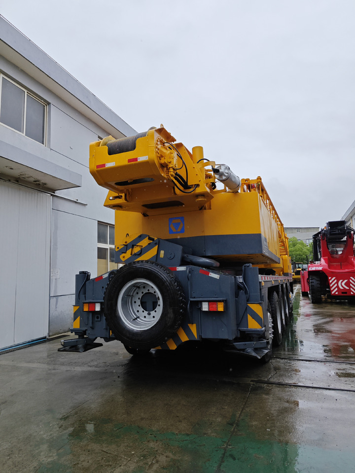 XCMG QY100K Used truck crane - Autogrúa: foto 3 XCMG QY100K Used truck crane - Autogrúa: foto 3