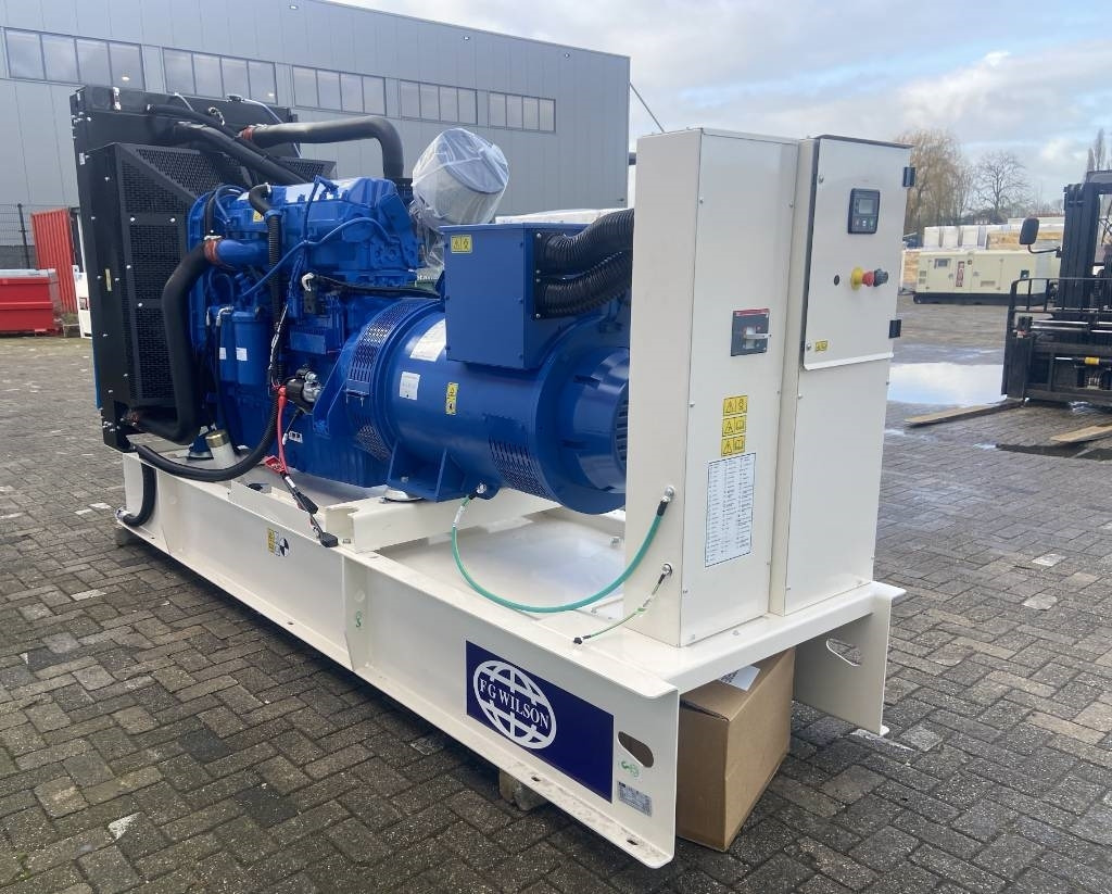 FG Wilson P500-3 - 500 kVA Open Genset - DPX-16019-O - Generador industriale: foto 2 FG Wilson P500-3 - 500 kVA Open Genset - DPX-16019-O - Generador industriale: foto 2