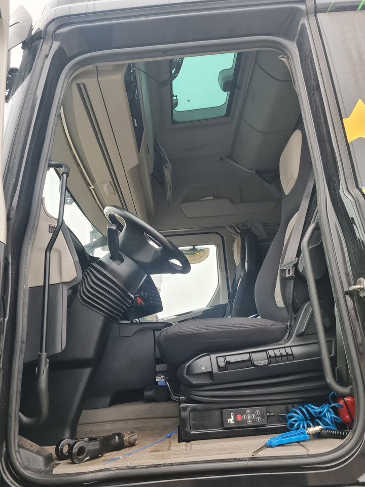 FORD F-MAX CIĄGNIK SIODŁOWY - Cabeza tractora: foto 5 FORD F-MAX CIĄGNIK SIODŁOWY - Cabeza tractora: foto 5
