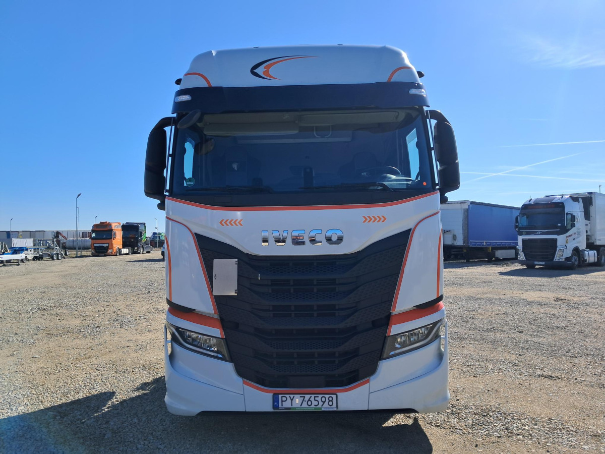 IVECO AS440ST/FP LT LNG CIĄGNIK SIODŁOWY - Cabeza tractora: foto 2 IVECO AS440ST/FP LT LNG CIĄGNIK SIODŁOWY - Cabeza tractora: foto 2