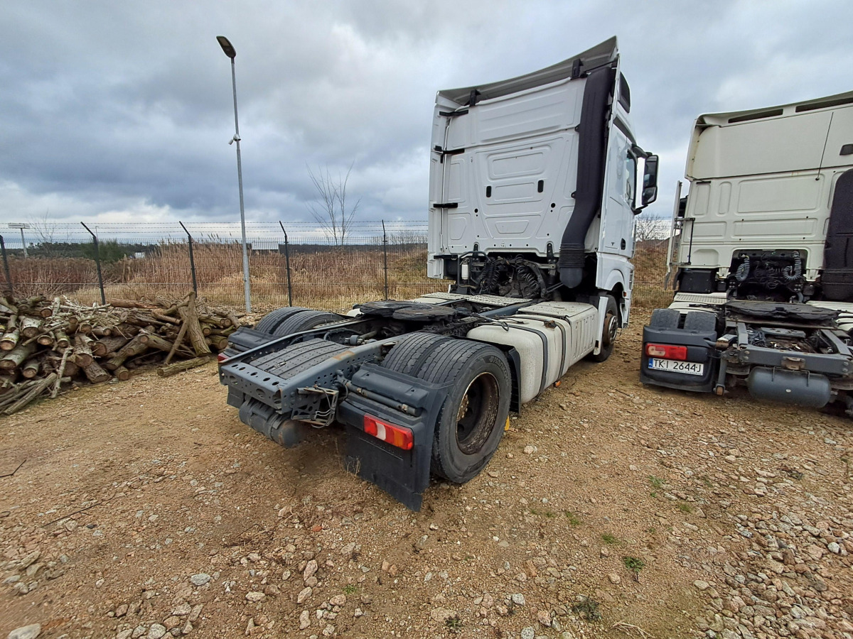 MERCEDES BENZ ACTROS CIĄGNIK SIODŁOWY - Cabeza tractora: foto 3 MERCEDES BENZ ACTROS CIĄGNIK SIODŁOWY - Cabeza tractora: foto 3