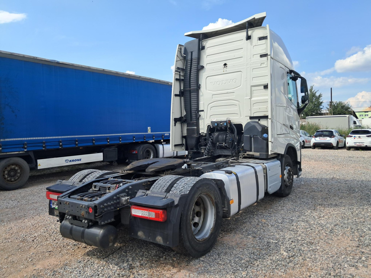 VOLVO FH CIĄGNIK SIODŁOWY - Cabeza tractora: foto 5 VOLVO FH CIĄGNIK SIODŁOWY - Cabeza tractora: foto 5