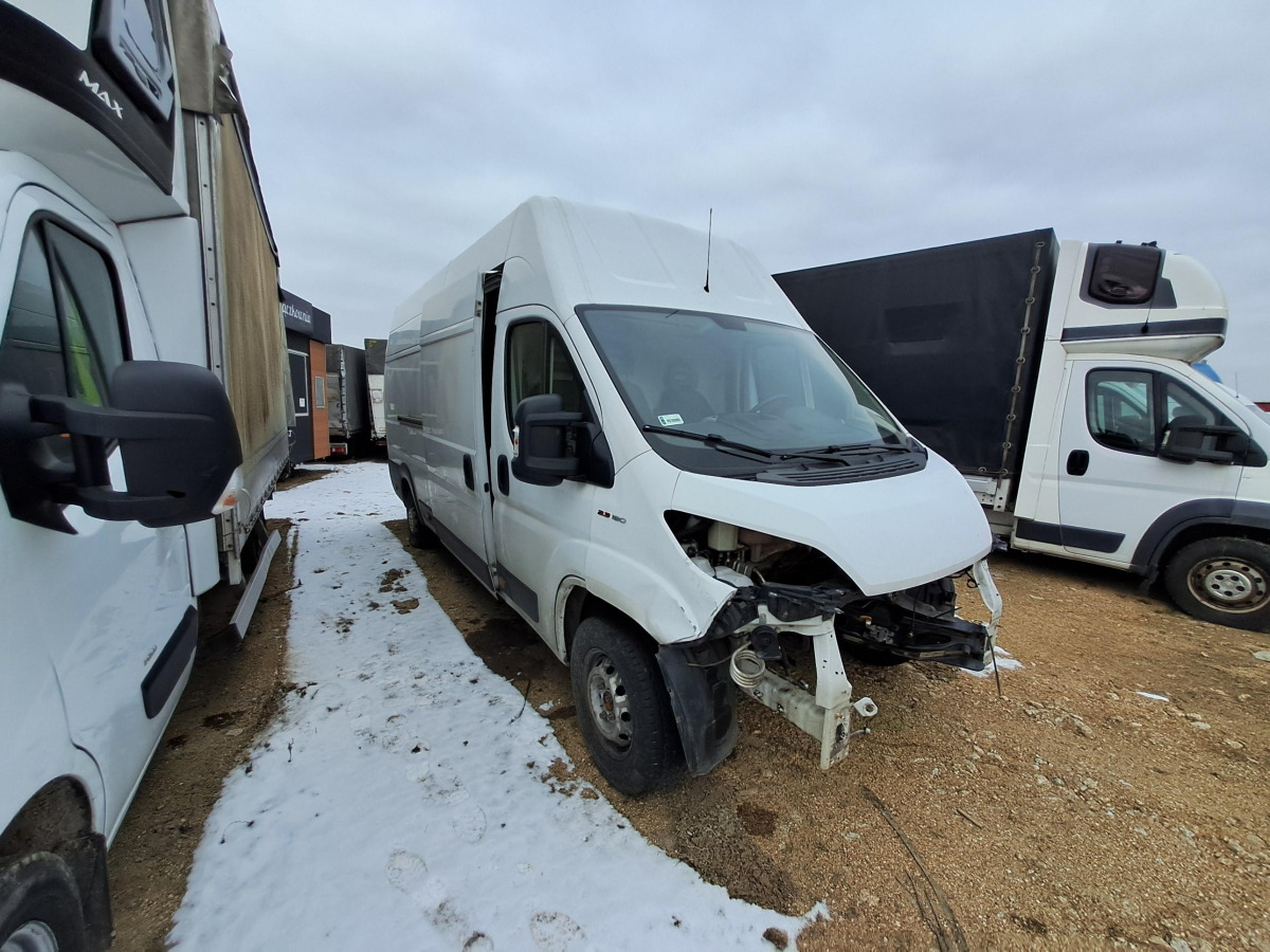 FIAT DUCATO FURGON BLASZAK - Furgón: foto 1 FIAT DUCATO FURGON BLASZAK - Furgón: foto 1
