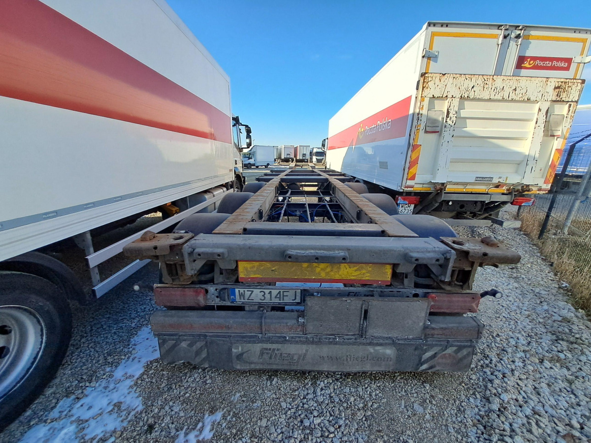 FLIEGL SDS 380 POD KONTENERY - Remolque portacontenedore/ Intercambiable: foto 4 FLIEGL SDS 380 POD KONTENERY - Remolque portacontenedore/ Intercambiable: foto 4