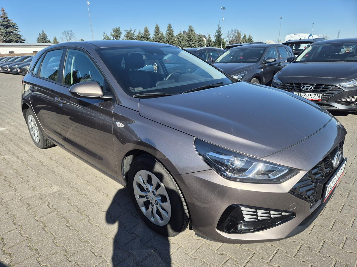HYUNDAI I30 HATCHBACK - Hatchback: foto 1 HYUNDAI I30 HATCHBACK - Hatchback: foto 1