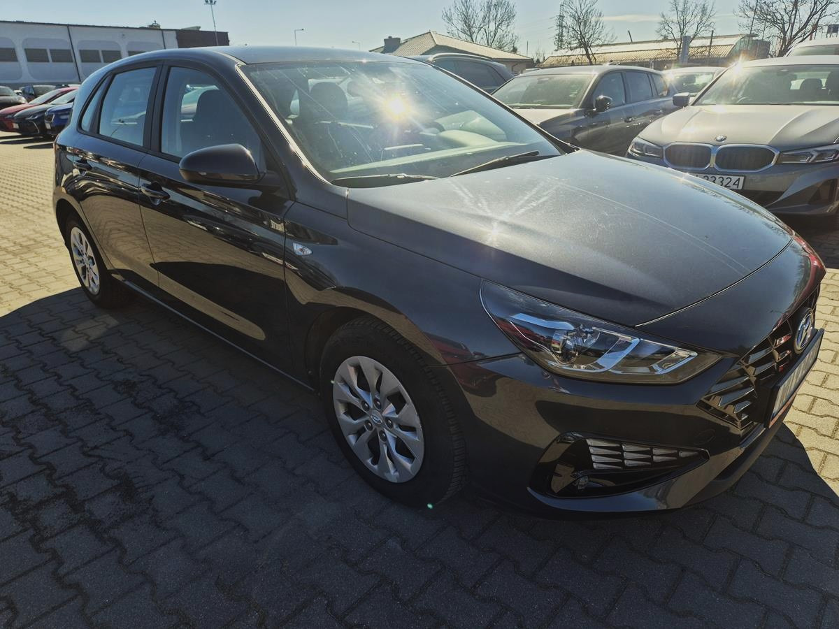 HYUNDAI I30 HATCHBACK - Hatchback: foto 1 HYUNDAI I30 HATCHBACK - Hatchback: foto 1
