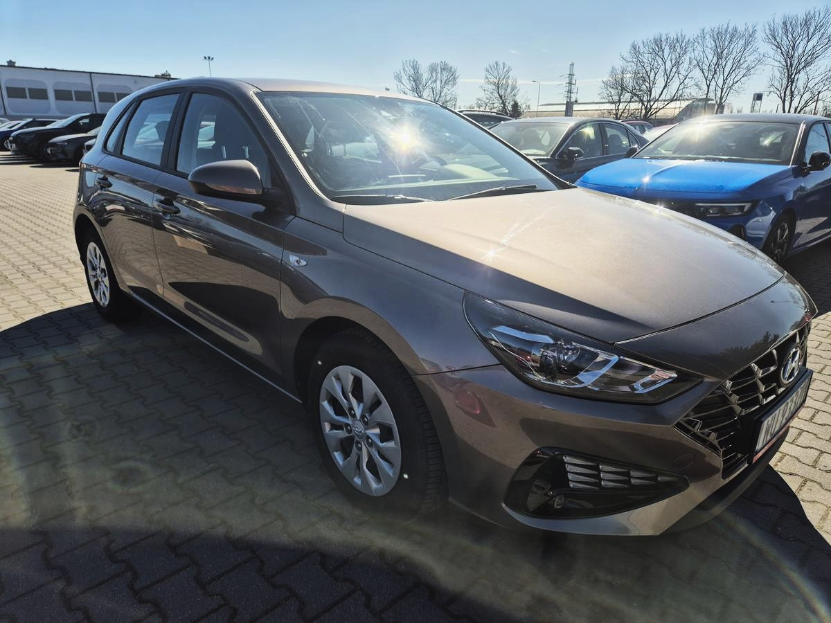 HYUNDAI I30 HATCHBACK - Hatchback: foto 1 HYUNDAI I30 HATCHBACK - Hatchback: foto 1
