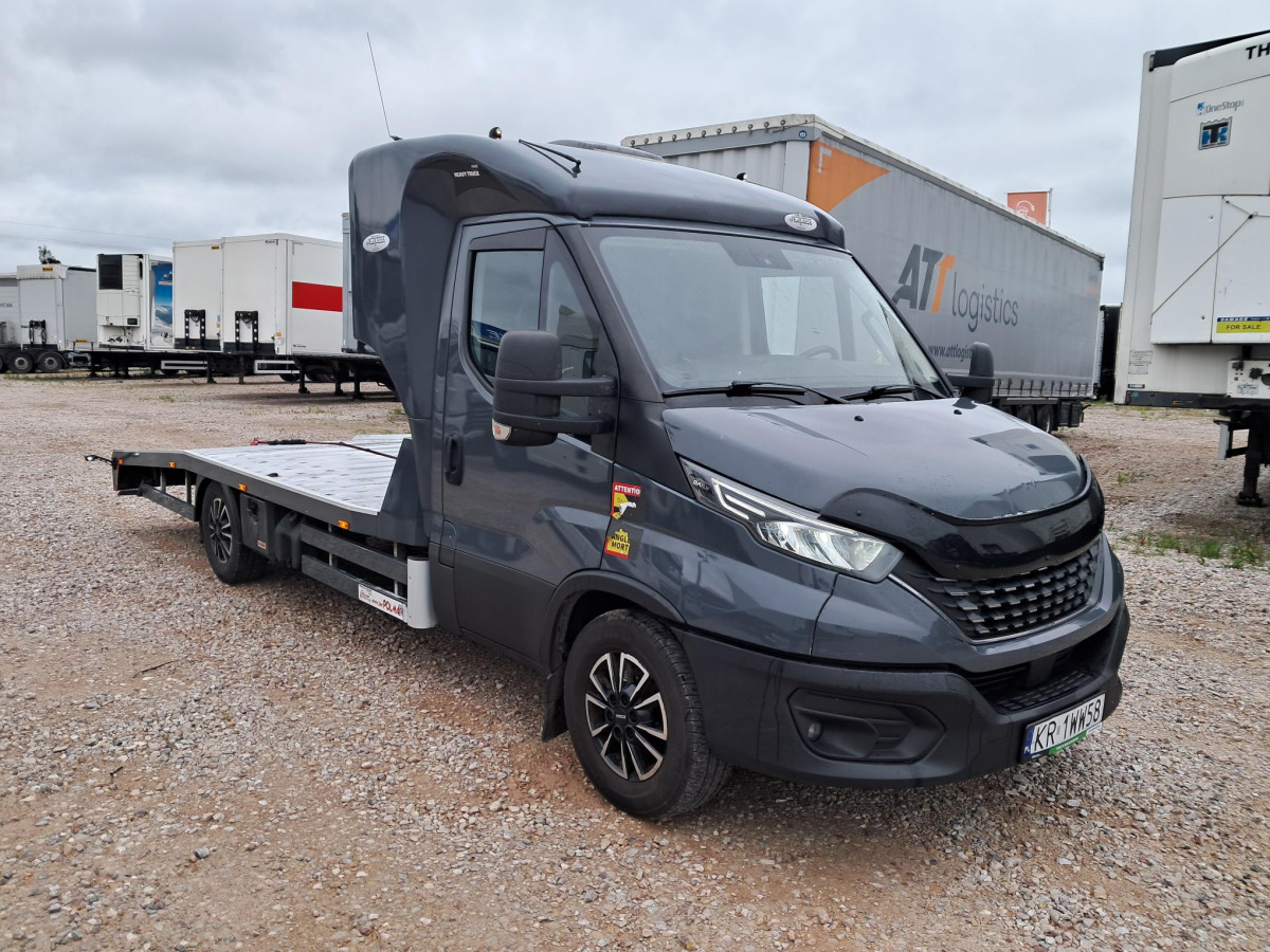 IVECO 35S18 AUTOLAWETA - Grua de remolque autos: foto 1 IVECO 35S18 AUTOLAWETA - Grua de remolque autos: foto 1