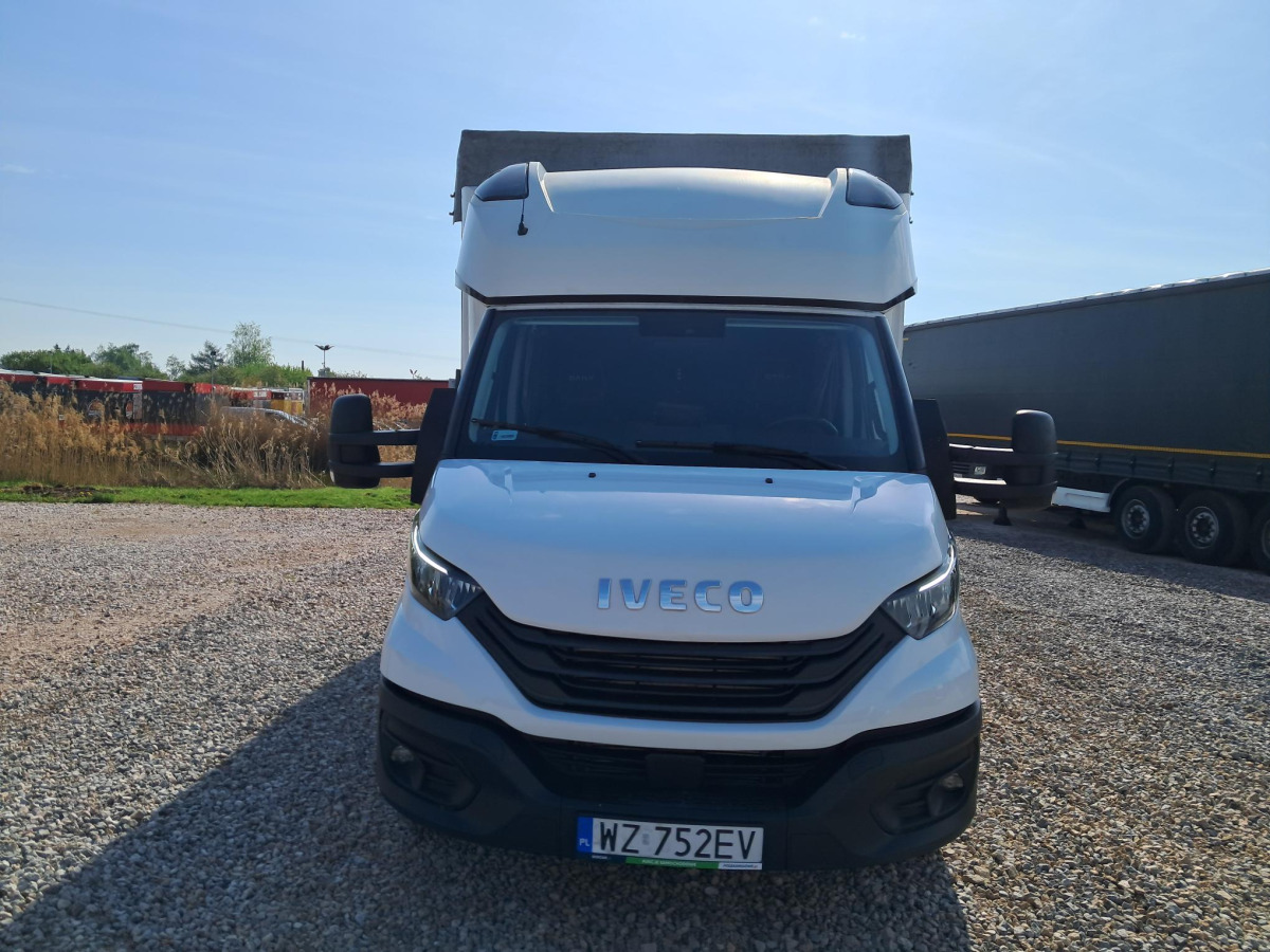 IVECO 35S18 PLANDEKA - Furgoneta con lona: foto 2 IVECO 35S18 PLANDEKA - Furgoneta con lona: foto 2