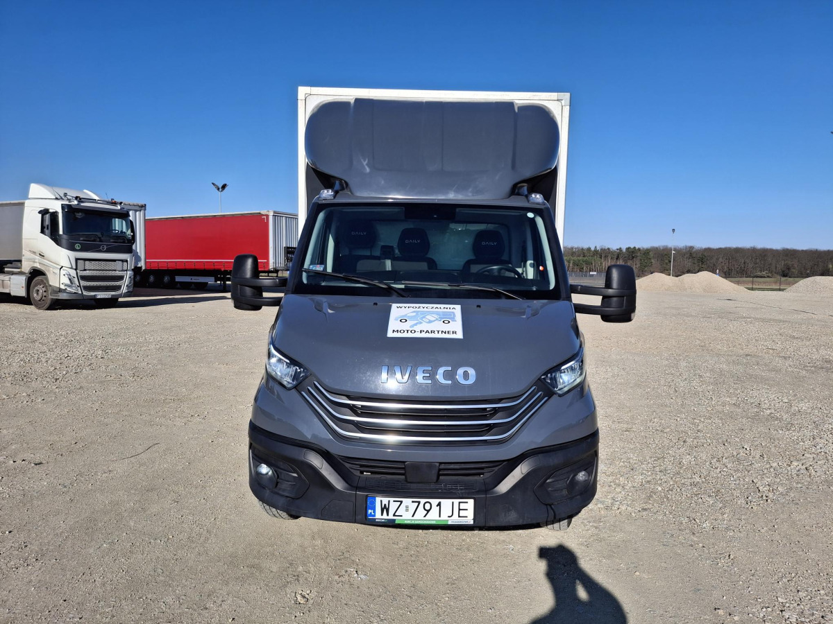 IVECO DAILY 50C18 KONTENER Z WINDĄ - Camión caja cerrada: foto 3 IVECO DAILY 50C18 KONTENER Z WINDĄ - Camión caja cerrada: foto 3