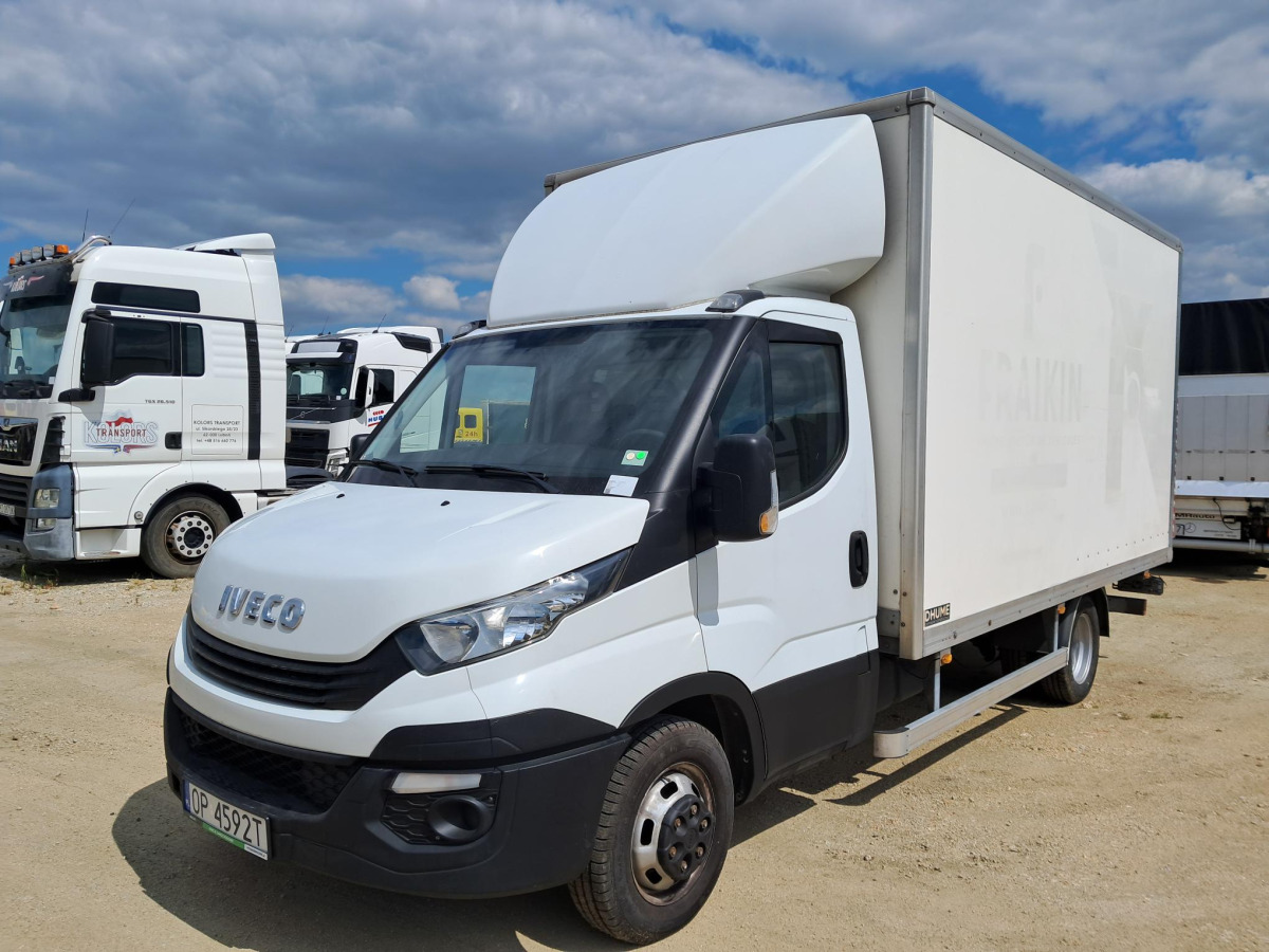 IVECO DAILY KONTENER Z WINDĄ - Furgoneta caja cerrada: foto 2 IVECO DAILY KONTENER Z WINDĄ - Furgoneta caja cerrada: foto 2