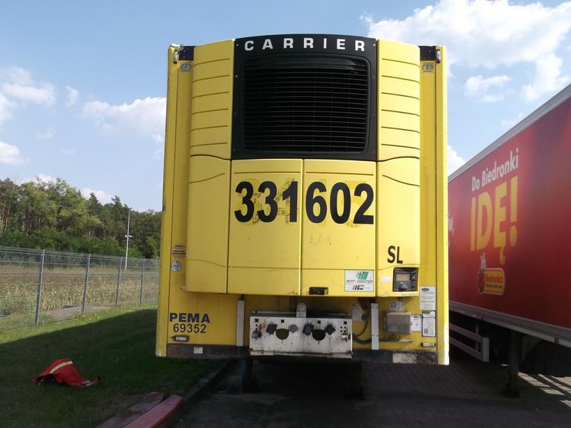 KRONE SDR 27 CHŁODNIA - Semirremolque frigorífico: foto 3 KRONE SDR 27 CHŁODNIA - Semirremolque frigorífico: foto 3