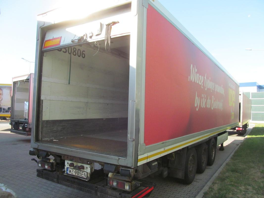 KRONE SDR 27 CHŁODNIA - Semirremolque frigorífico: foto 3 KRONE SDR 27 CHŁODNIA - Semirremolque frigorífico: foto 3