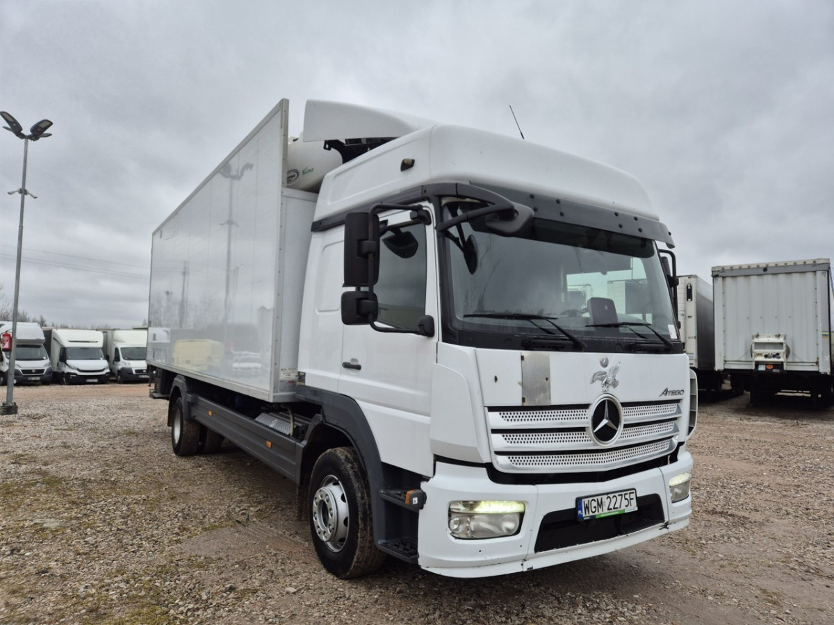 MERCEDES BENZ ATEGO CHŁODNIA - Camión frigorífico: foto 2 MERCEDES BENZ ATEGO CHŁODNIA - Camión frigorífico: foto 2