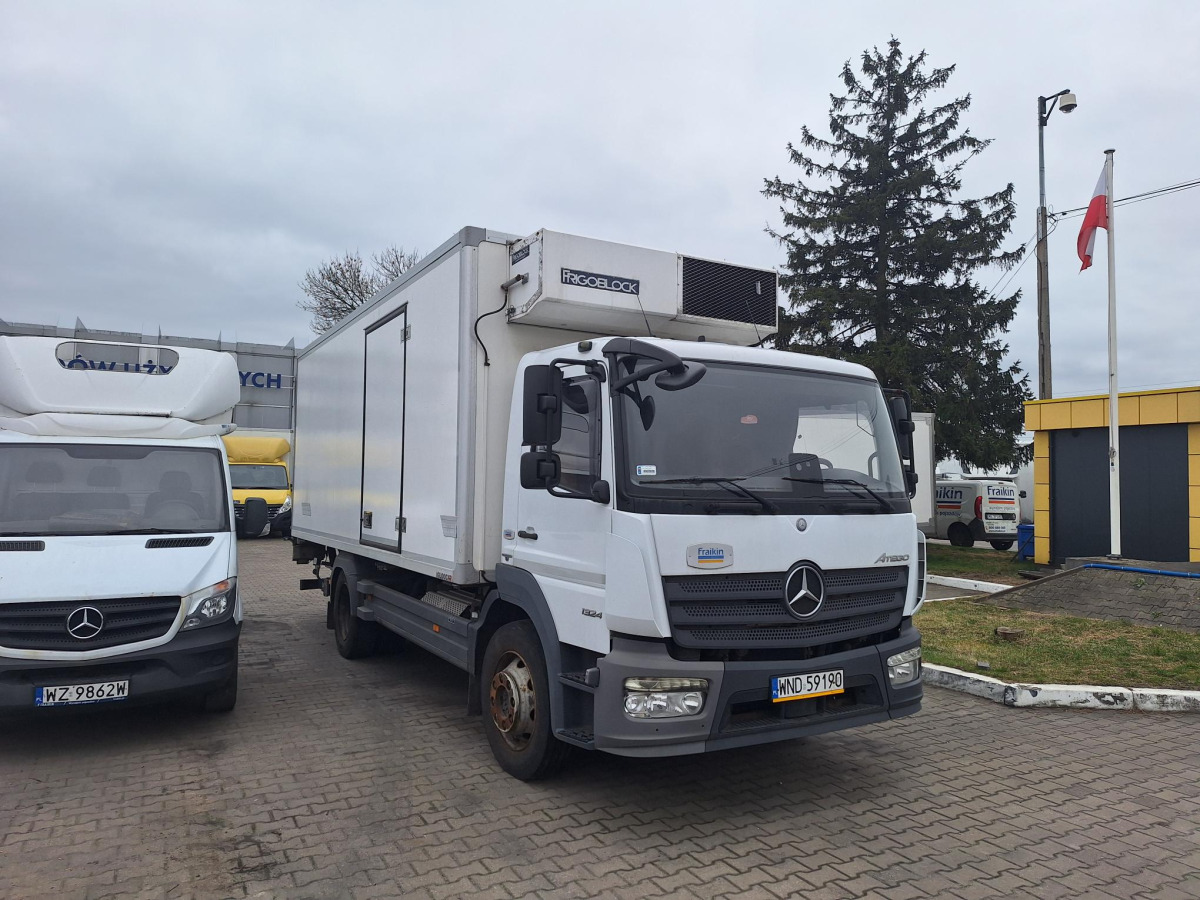 MERCEDES BENZ ATEGO CHŁODNIA Z AGREGATEM - Camión frigorífico: foto 1 MERCEDES BENZ ATEGO CHŁODNIA Z AGREGATEM - Camión frigorífico: foto 1