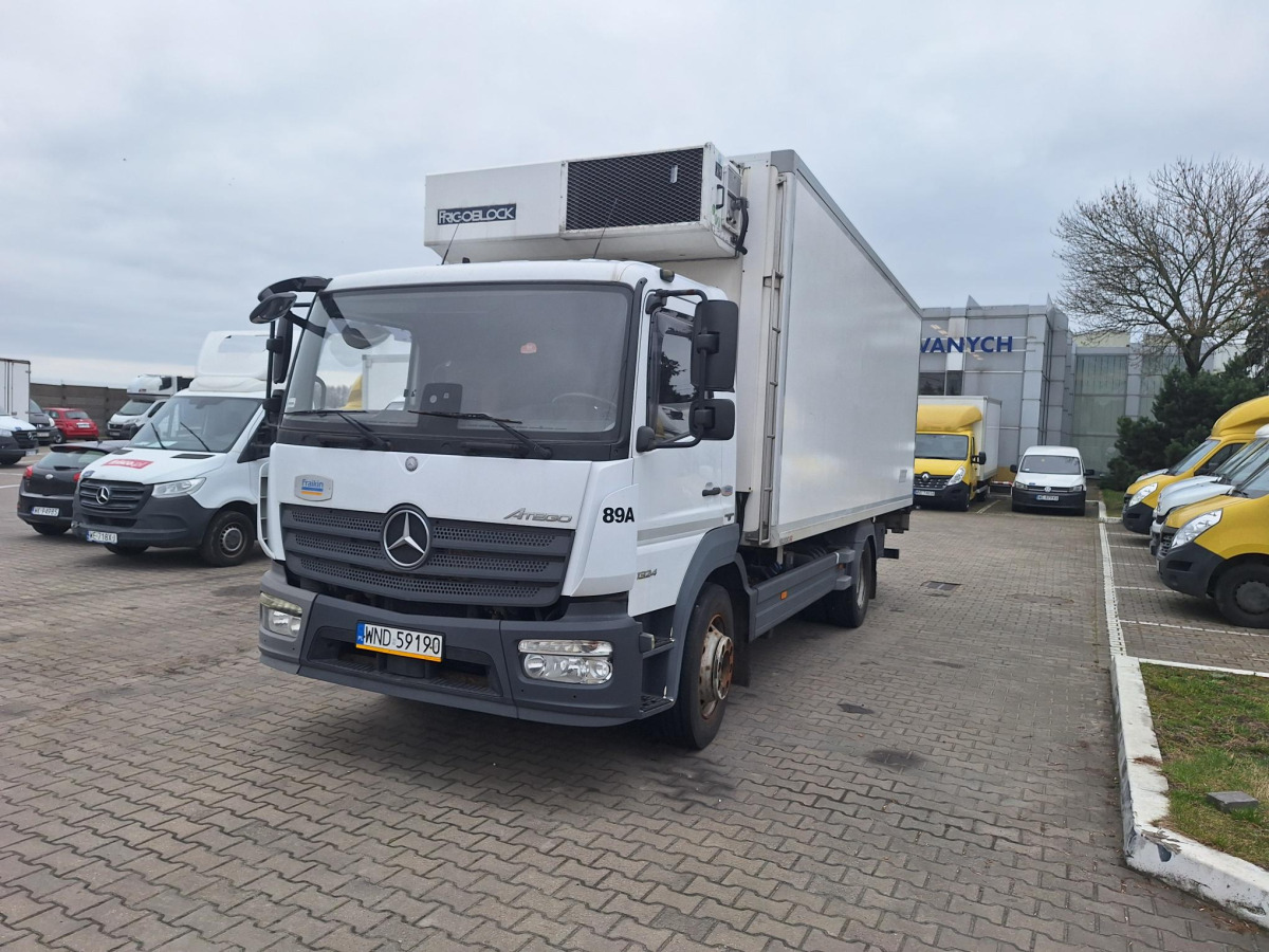 MERCEDES BENZ ATEGO CHŁODNIA Z AGREGATEM - Camión frigorífico: foto 2 MERCEDES BENZ ATEGO CHŁODNIA Z AGREGATEM - Camión frigorífico: foto 2