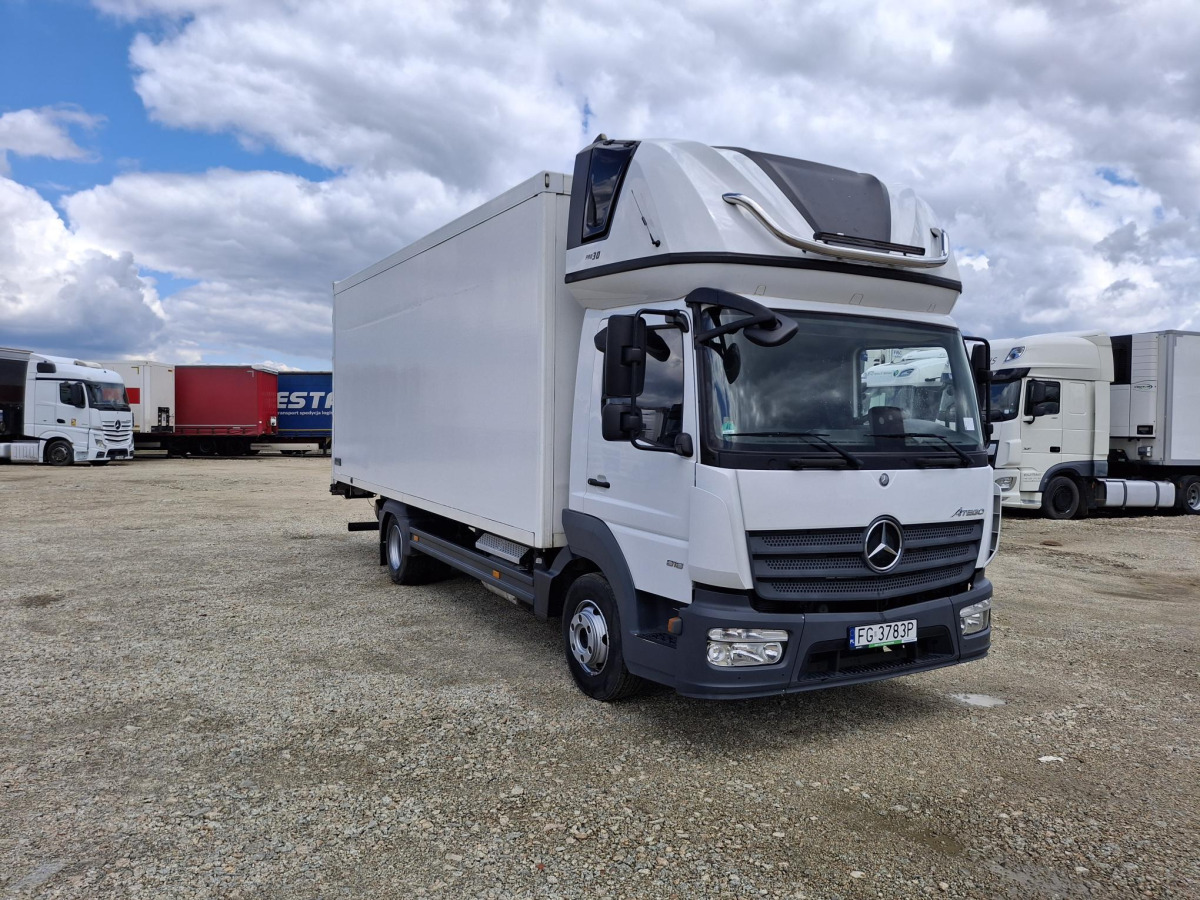 MERCEDES BENZ ATEGO KONTENER Z WINDĄ - Camión caja cerrada: foto 1 MERCEDES BENZ ATEGO KONTENER Z WINDĄ - Camión caja cerrada: foto 1