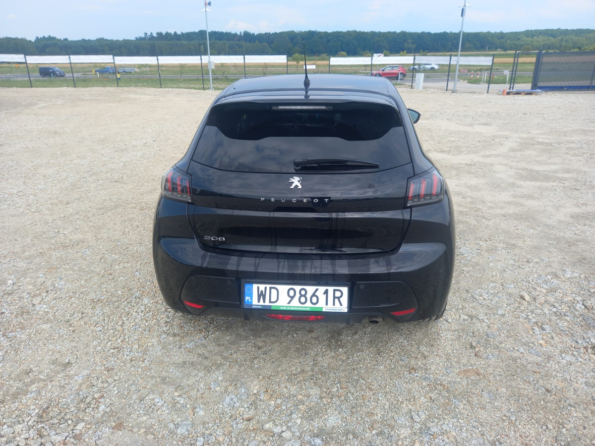 PEUGEOT 208 HATCHBACK - Hatchback: foto 4 PEUGEOT 208 HATCHBACK - Hatchback: foto 4