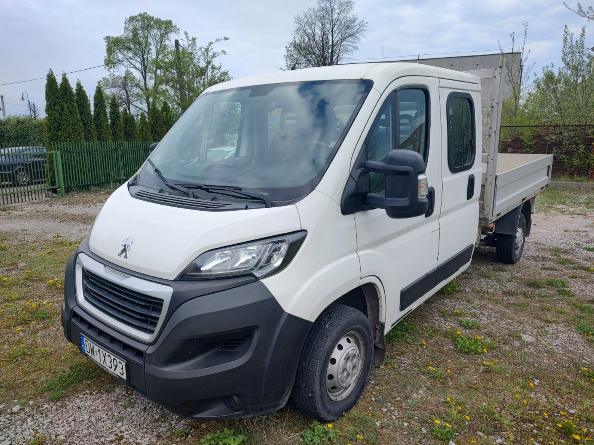 PEUGEOT BOXER DOKA - Furgoneta combi: foto 3 PEUGEOT BOXER DOKA - Furgoneta combi: foto 3
