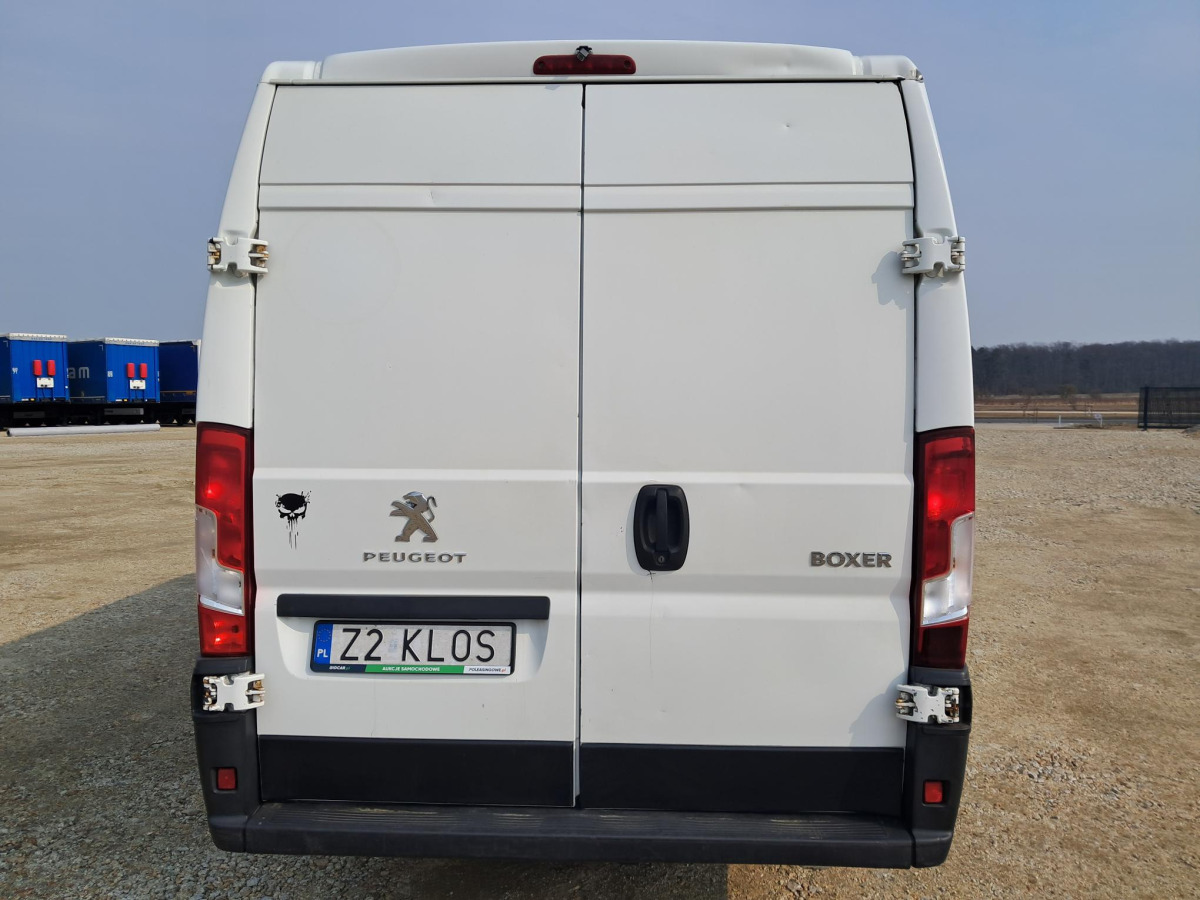 PEUGEOT BOXER FURGON BLASZAK - Furgón: foto 4 PEUGEOT BOXER FURGON BLASZAK - Furgón: foto 4