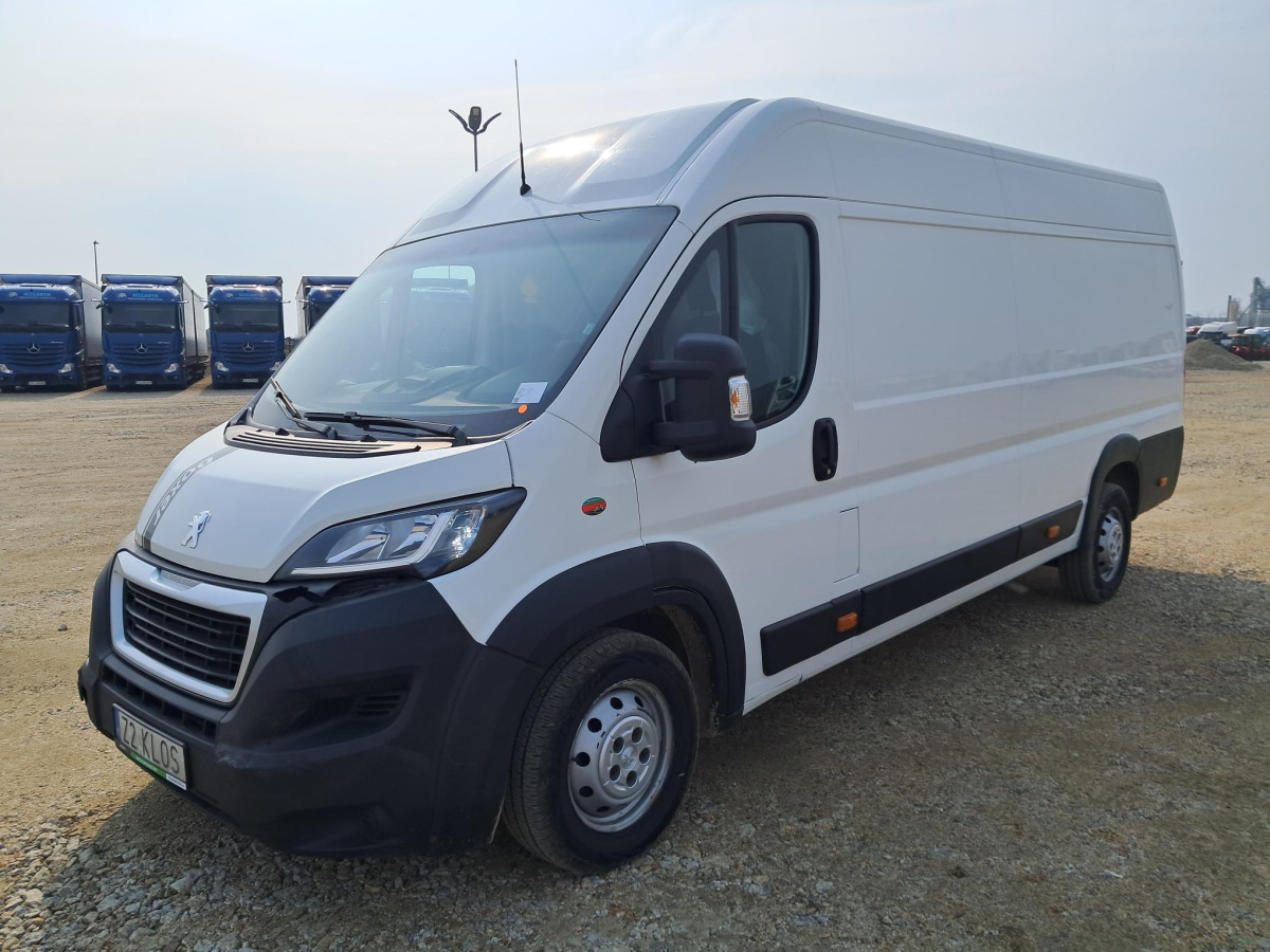 PEUGEOT BOXER FURGON BLASZAK - Furgón: foto 2 PEUGEOT BOXER FURGON BLASZAK - Furgón: foto 2