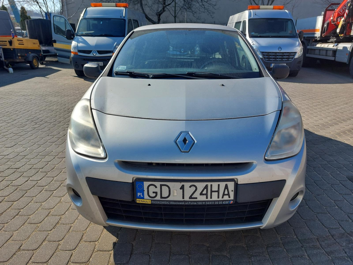 RENAULT CLIO HATCHBACK - Coche: foto 3 RENAULT CLIO HATCHBACK - Coche: foto 3