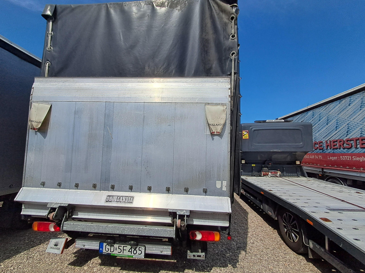 RENAULT MASTER PLANDEKA Z WINDĄ - Furgoneta con lona: foto 4 RENAULT MASTER PLANDEKA Z WINDĄ - Furgoneta con lona: foto 4