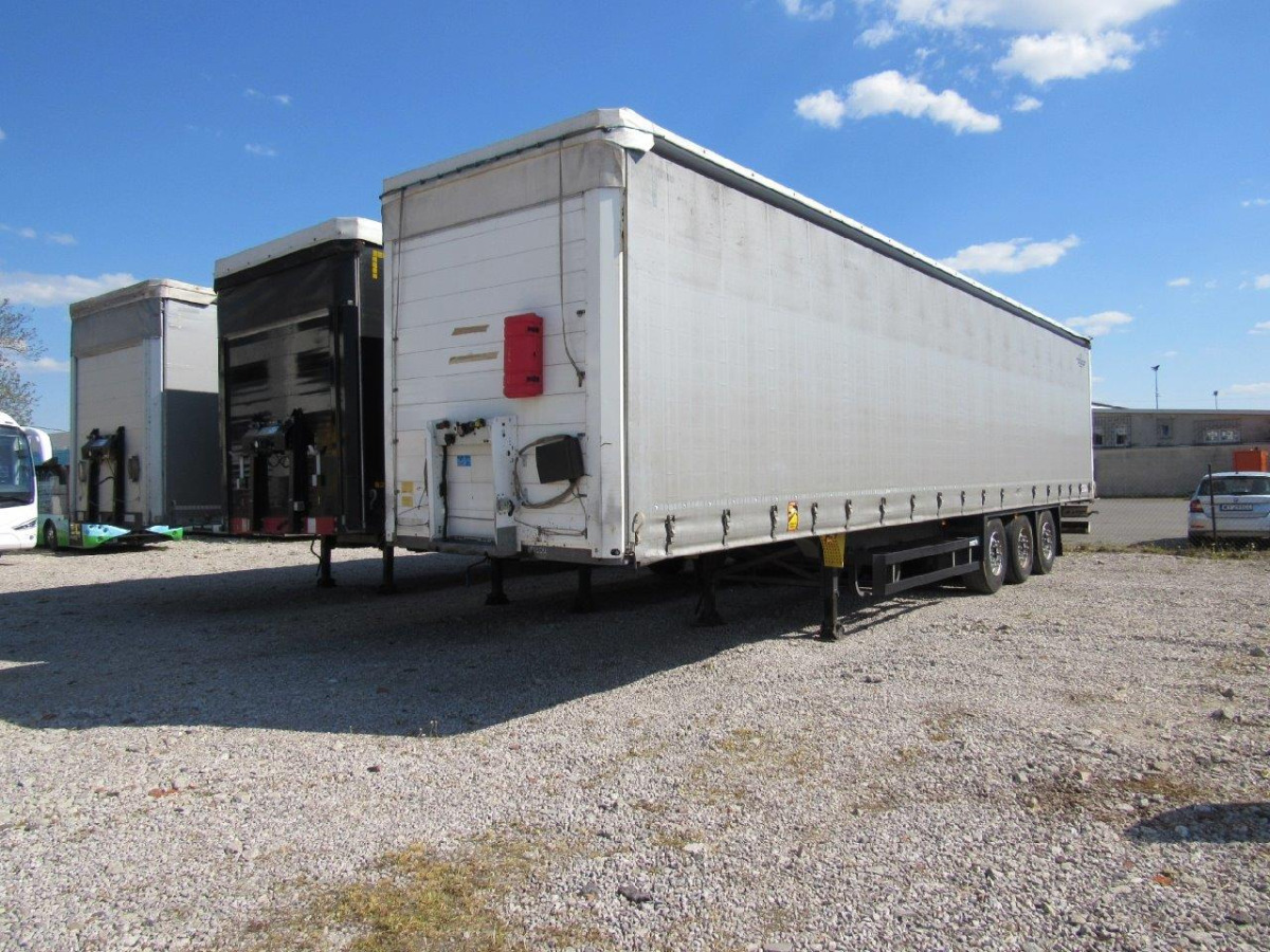 SCHMITZ CARGOBULL FIRANA - Remolque con toldo: foto 1 SCHMITZ CARGOBULL FIRANA - Remolque con toldo: foto 1