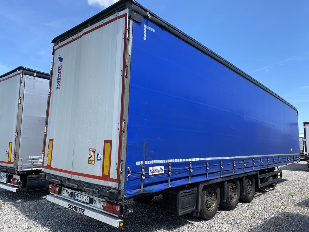SCHMITZ CARGOBULL SCB S3T FIRANA - Remolque con toldo: foto 4 SCHMITZ CARGOBULL SCB S3T FIRANA - Remolque con toldo: foto 4