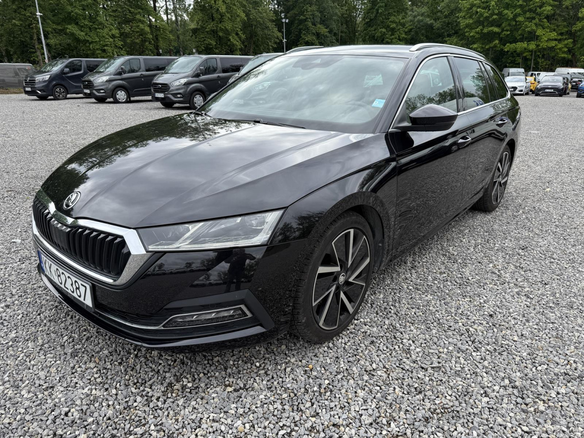 SKODA OCTAVIA IV 2.0 TDI STYL KOMBI - Coche: foto 3 SKODA OCTAVIA IV 2.0 TDI STYL KOMBI - Coche: foto 3