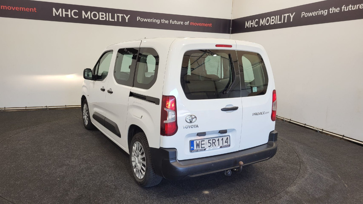 TOYOTA PROACE CITY VERSO MINIVAN - Coche: foto 4 TOYOTA PROACE CITY VERSO MINIVAN - Coche: foto 4