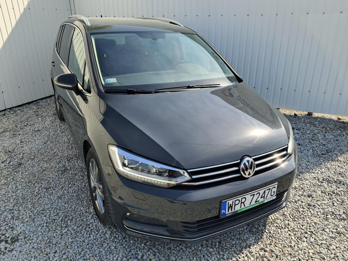 VOLKSWAGEN TOURAN MINIVAN - Coche: foto 1 VOLKSWAGEN TOURAN MINIVAN - Coche: foto 1