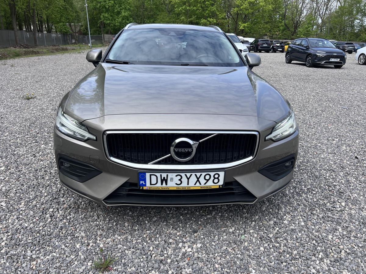 VOLVO V60 D4 2.0 MOMENTUM SUV - SUV/ Todoterreno: foto 2 VOLVO V60 D4 2.0 MOMENTUM SUV - SUV/ Todoterreno: foto 2