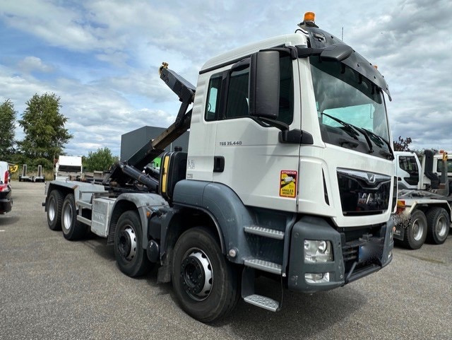 MAN TGS 35440 - Camión multibasculante: foto 2 MAN TGS 35440 - Camión multibasculante: foto 2