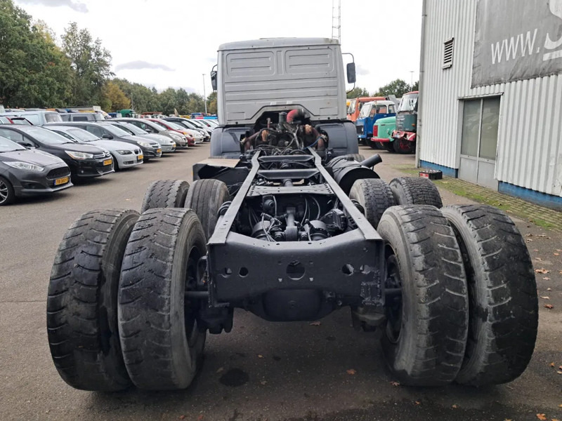 Camión chasis Mercedes-Benz 3235SK / 3535SK , 8x4, V8 BiTurbo, ZF Manual , Spring Suspension: foto 7