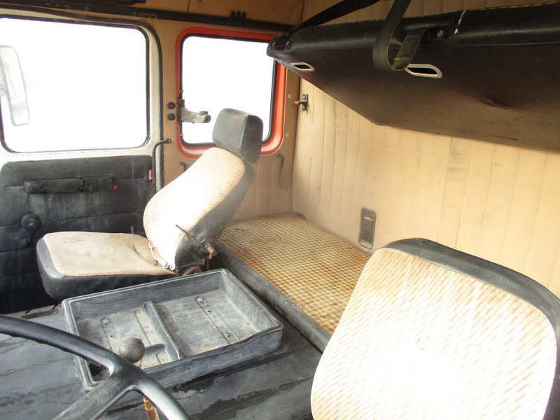 Camión cisterna para transporte de combustible Mercedes-Benz FAP 1620 BD , Fuel truck , 4x2 , Manual , Spring suspension: foto 10 Camión cisterna para transporte de combustible Mercedes-Benz FAP 1620 BD , Fuel truck , 4x2 , Manual , Spring suspension: foto 10