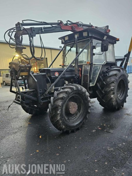 1981 Fiat 640dt med Tømmerhenger- og kran - Tractor: foto 1 1981 Fiat 640dt med Tømmerhenger- og kran - Tractor: foto 1