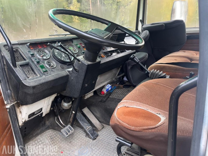 1983 Volvo F 614-4X2 TIPPBIL 143.000km MANGELLAPP - Camión volquete: foto 5 1983 Volvo F 614-4X2 TIPPBIL 143.000km MANGELLAPP - Camión volquete: foto 5