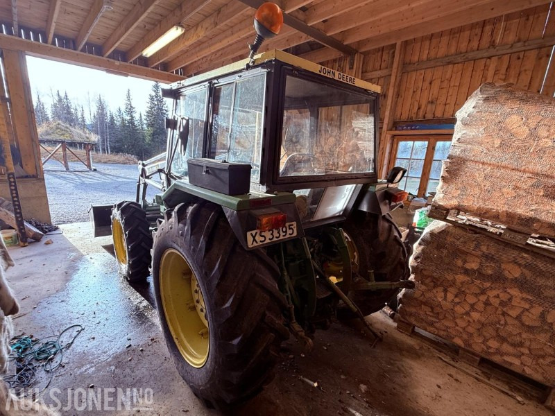1984 John Deere 1140 4576 timer m/ Pallegafler, Grusskuffe, Snøskuffe, Kjetting - Tractor: foto 4 1984 John Deere 1140 4576 timer m/ Pallegafler, Grusskuffe, Snøskuffe, Kjetting - Tractor: foto 4