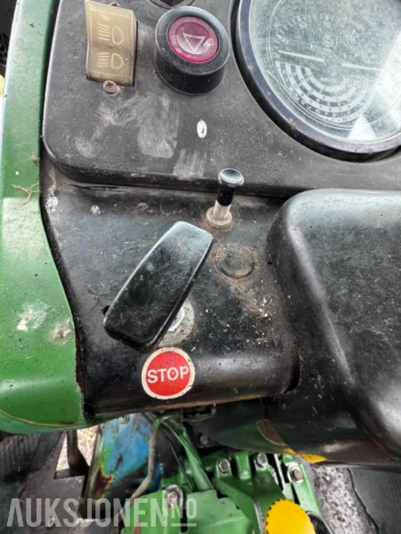 Tractor 1985 John Deere 1640 SYNCHRON - 4x4: foto 17 Tractor 1985 John Deere 1640 SYNCHRON - 4x4: foto 17