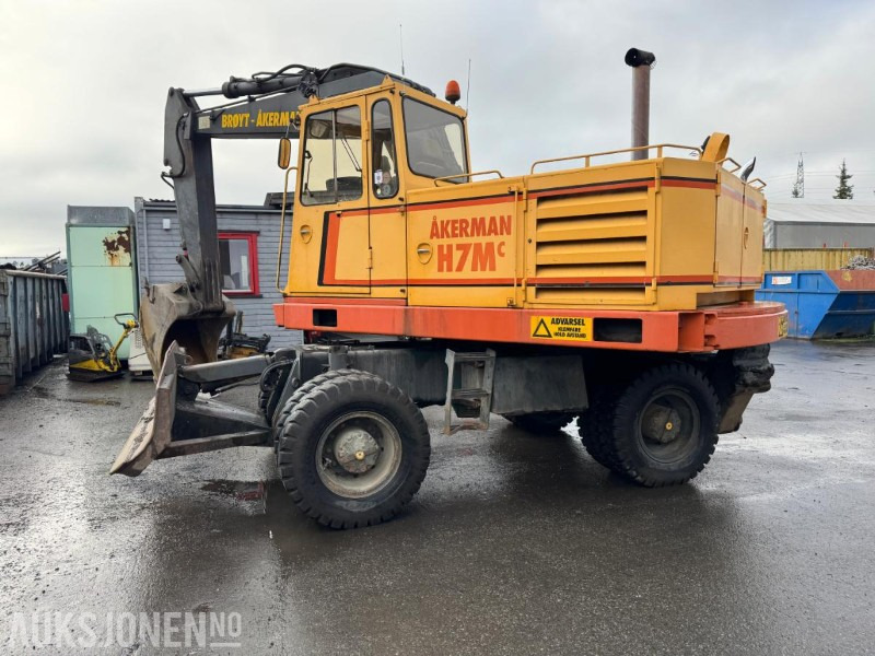 1988 Åkerman H7Mc hjulgraver med skuffe - Excavadora: foto 2 1988 Åkerman H7Mc hjulgraver med skuffe - Excavadora: foto 2
