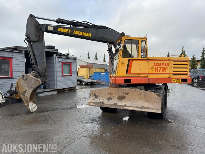 1988 Åkerman H7Mc hjulgraver med skuffe - Excavadora: foto 1 1988 Åkerman H7Mc hjulgraver med skuffe - Excavadora: foto 1