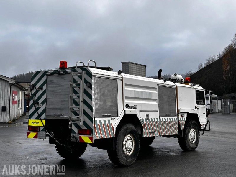 1994 MAN 16.422 FAFG med Rosenbauer NH30 påbygg – terrenggående brann-, renholds- og spylerbil - Camión de bomberos: foto 5 1994 MAN 16.422 FAFG med Rosenbauer NH30 påbygg – terrenggående brann-, renholds- og spylerbil - Camión de bomberos: foto 5