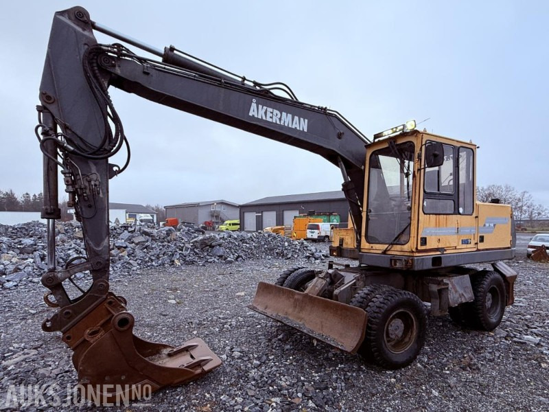 1995 Åkerman EW 150 m/ sentralsmøring og 2 skuffer - Excavadora: foto 1 1995 Åkerman EW 150 m/ sentralsmøring og 2 skuffer - Excavadora: foto 1
